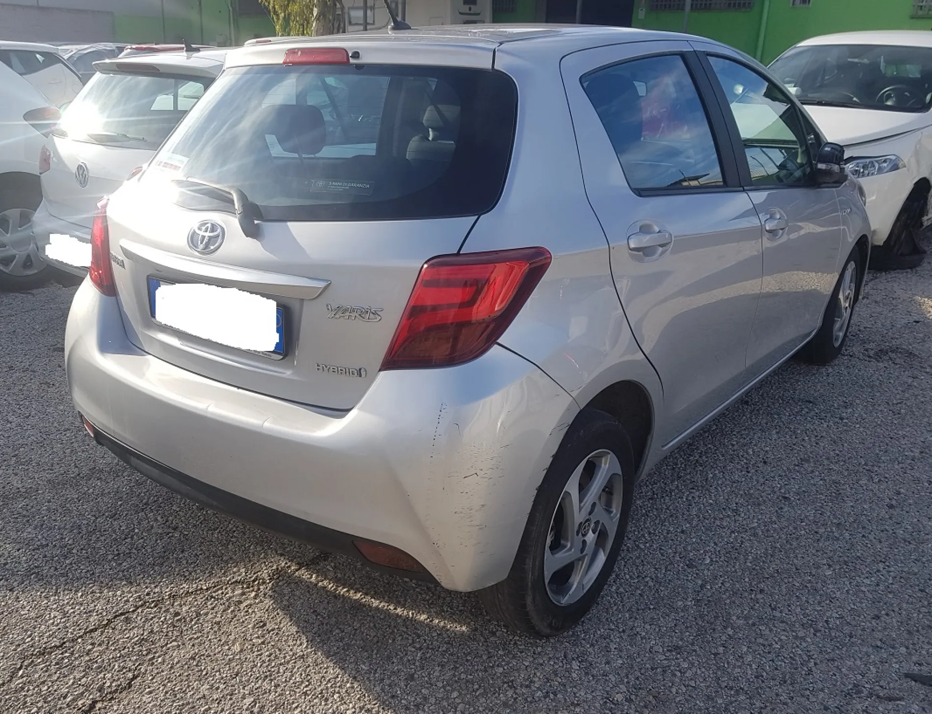 Toyota Yaris 1.5 Hybrid 73cv anno 09-2016