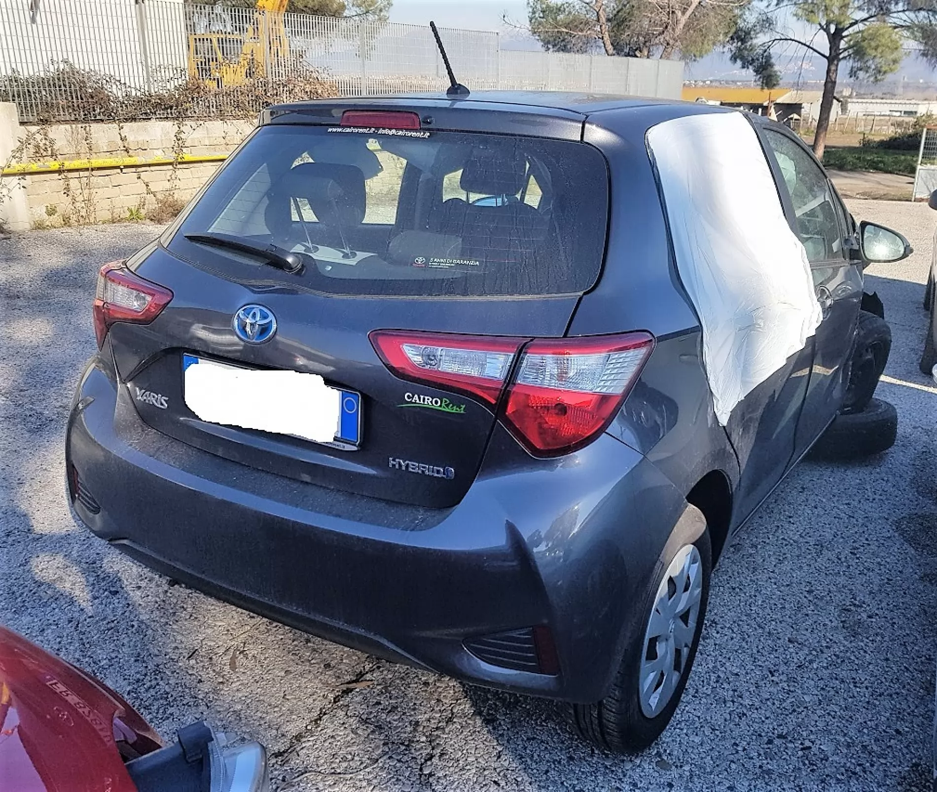 Toyota Yaris 1.5 Hybrid Business 100cv anno 04-2018
